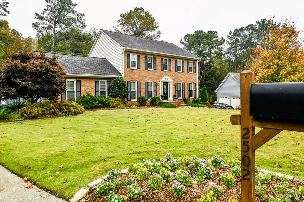 Snellville, GA 30078,2502 Meadowglen TRL