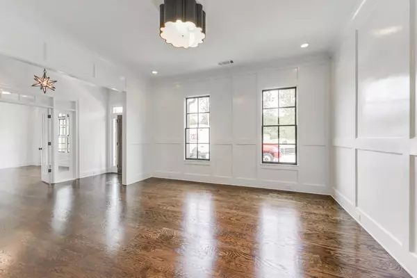 Atlanta, GA 30342,4754 Wieuca RD NE