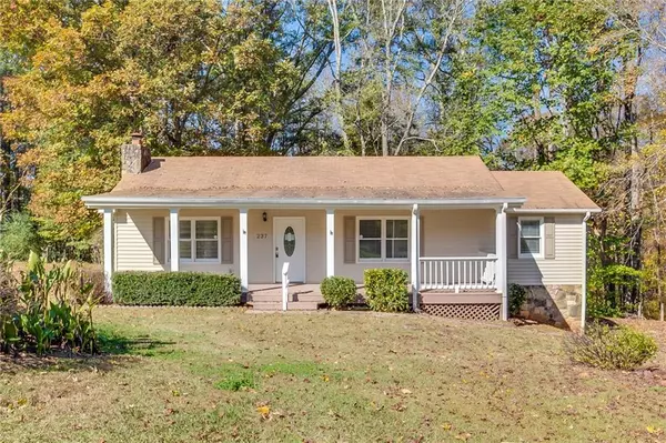 237 Holly Creek WAY, Woodstock, GA 30188