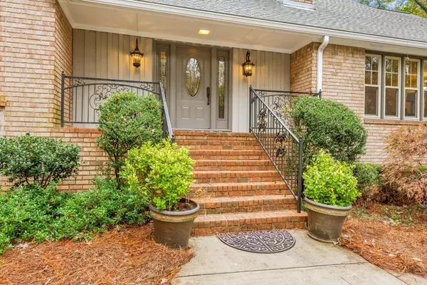 Sandy Springs, GA 30328,75 Dunhill CT