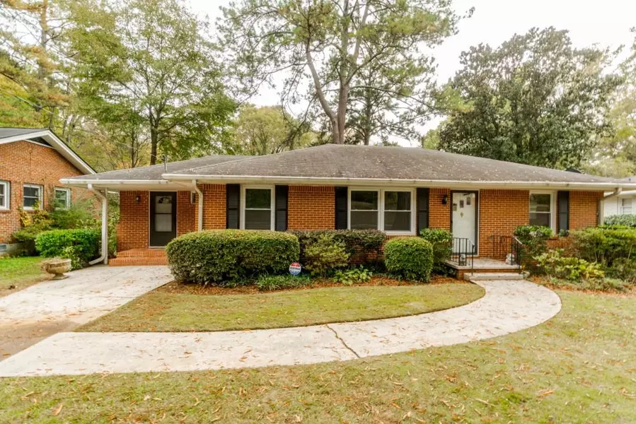 2447 Hunting Valley DR, Decatur, GA 30033