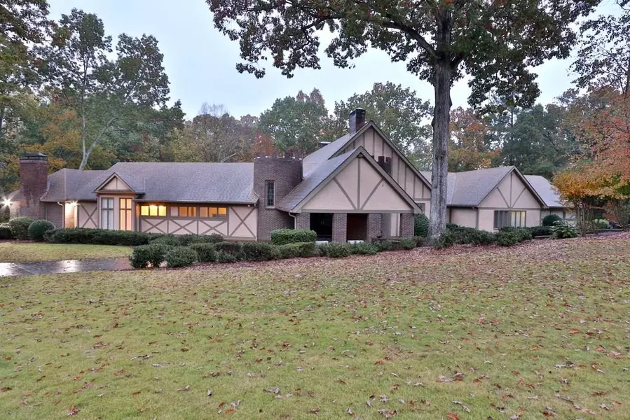 670 SAINT REGIS LN, Alpharetta, GA 30022