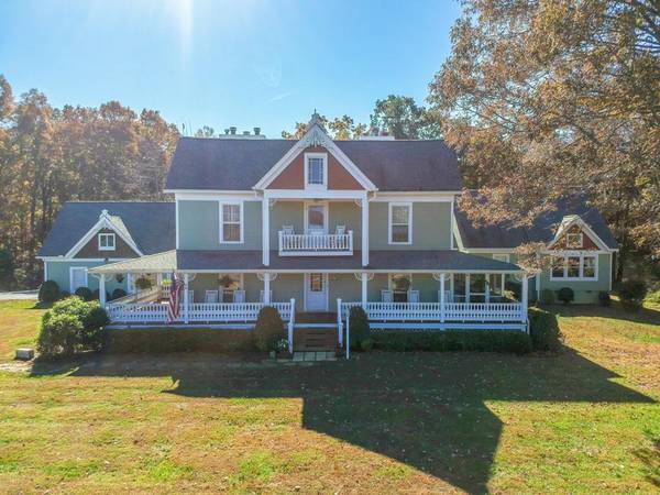 138 Mountain Meadows DR, Cleveland, GA 30528