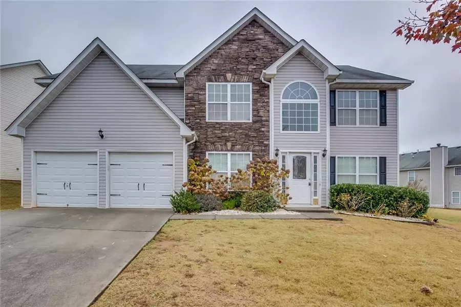 4956 Bottle Brush CT, Snellville, GA 30039