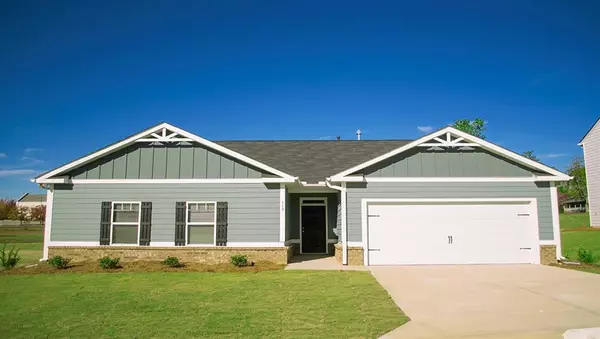 Senoia, GA 30276,338 Renwick DR
