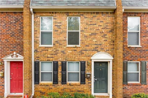 125 N River DR #B, Sandy Springs, GA 30350