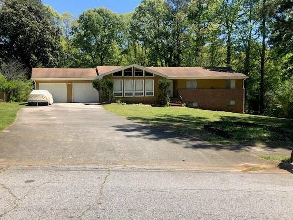 4632 Craghill CIR, Stone Mountain, GA 30083