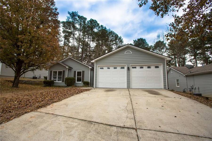 2388 Planters Cove DR, Lawrenceville, GA 30044