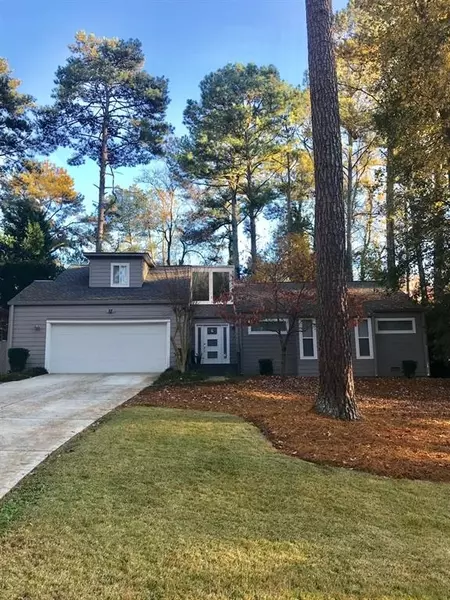 230 TRAILMORE CT, Roswell, GA 30076