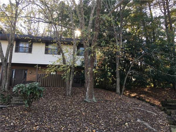 6059 Wintergreen, Norcross, GA 30093