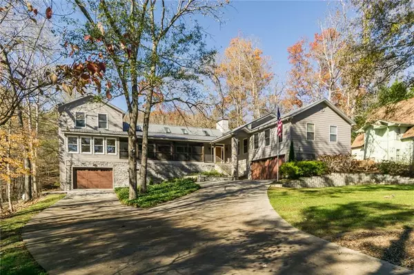 Dahlonega, GA 30533,470 Shore DR