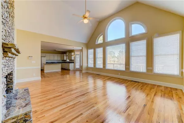 Snellville, GA 30078,2560 Lynshire LN