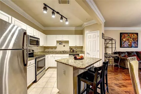 Dunwoody, GA 30338,1850 Cotillion DR #3405