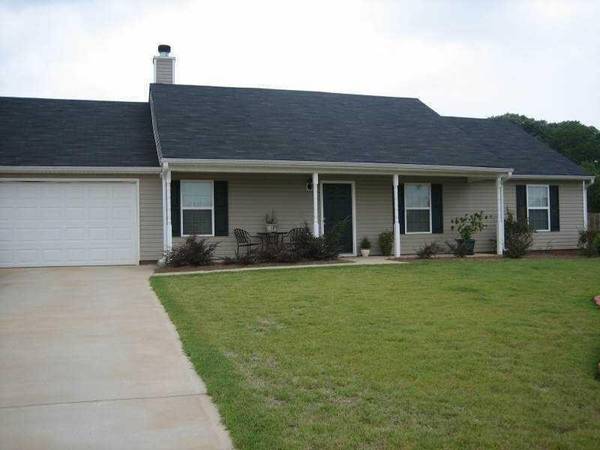 403 Corbin CT, Statham, GA 30666