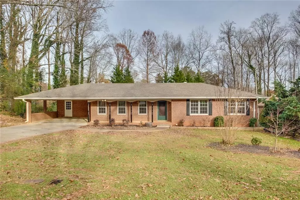 Sugar Hill, GA 30518,4393 White Oak DR