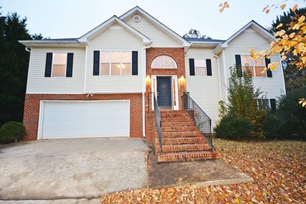 40 Rock Wood CT, Covington, GA 30016