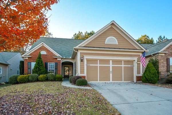 6436 Autumn Crest LN, Hoschton, GA 30548