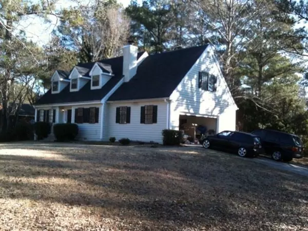 6884 Creekmoor LN, Riverdale, GA 30296