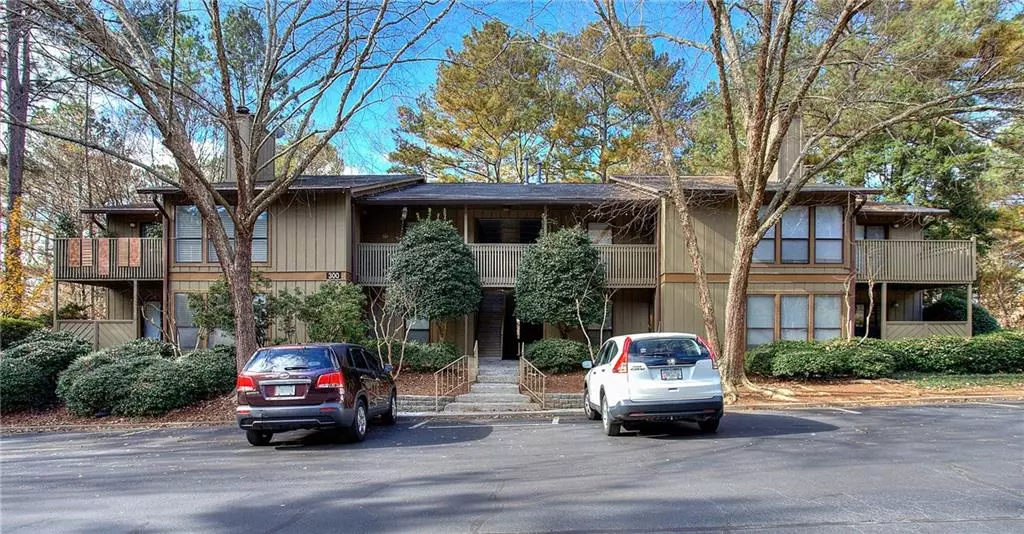 310 Dunbar DR, Dunwoody, GA 30338