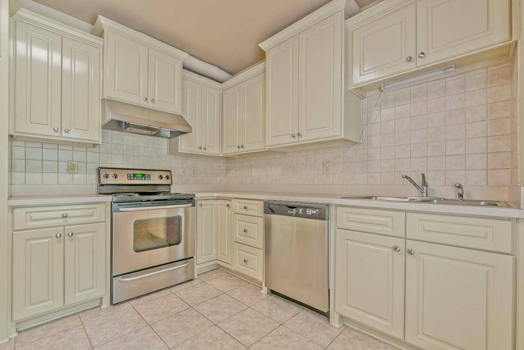 Grayson, GA 30017,1670 WHEAT GRASS WAY