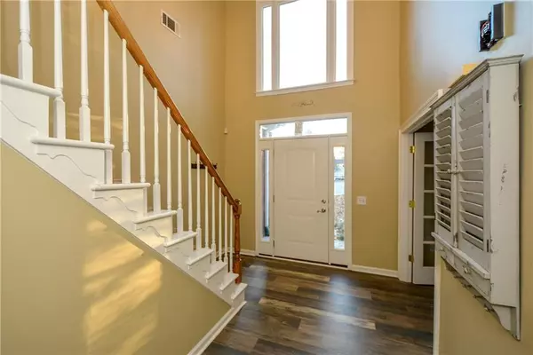 Alpharetta, GA 30005,125 Gate Dancer WAY