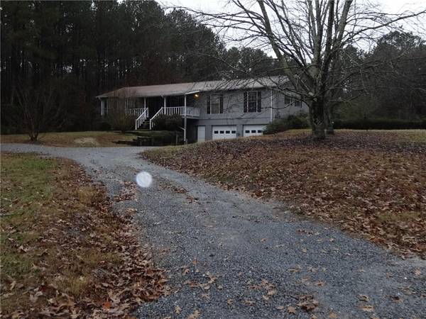 423 Tucker Hollow RD, Calhoun, GA 30701