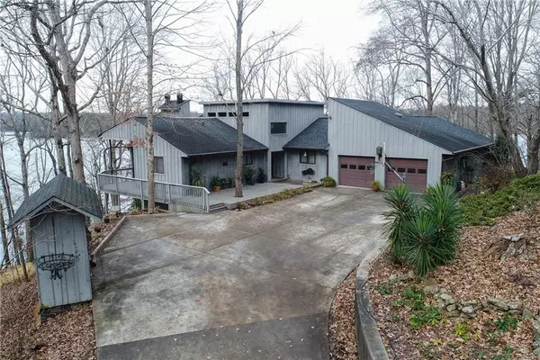 4968 Goddards Ford RD, Gainesville, GA 30504