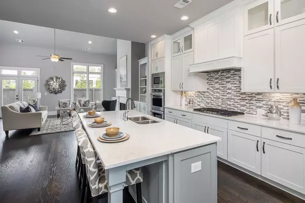 Sandy Springs, GA 30342,828 Novello CT