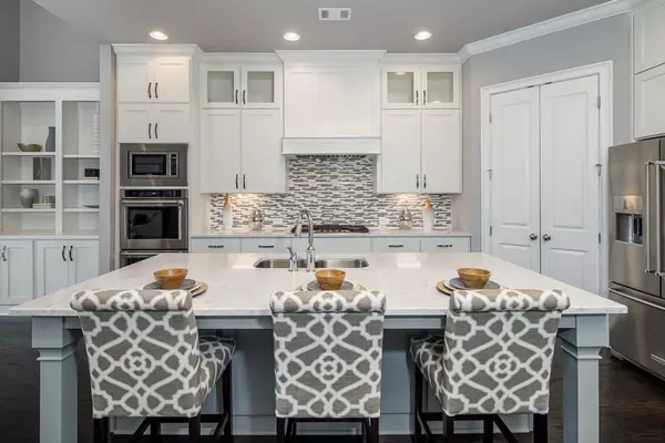 Sandy Springs, GA 30342,828 Novello CT