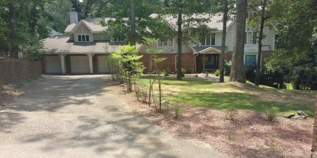 360 Spring Lake TER, Roswell, GA 30076