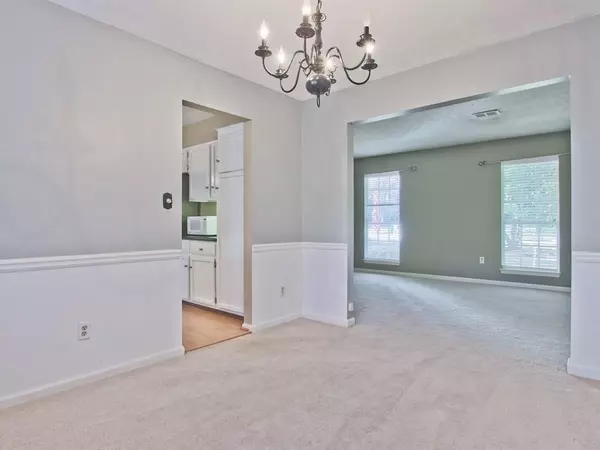 Roswell, GA 30076,230 Barrington DR E