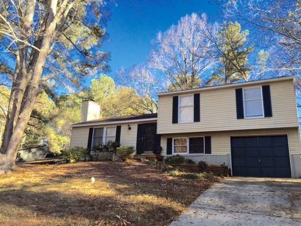 745 Lakestone CT, Roswell, GA 30076