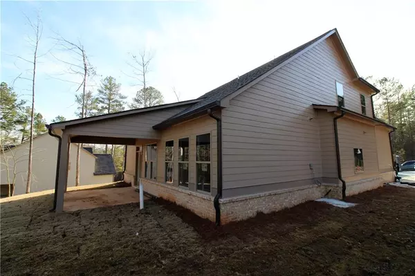 Hoschton, GA 30548,1745 Thomas DR