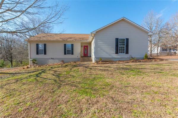 103 Chickasaw TRL, Cleveland, GA 30528