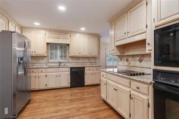 Johns Creek, GA 30097,140 West CT