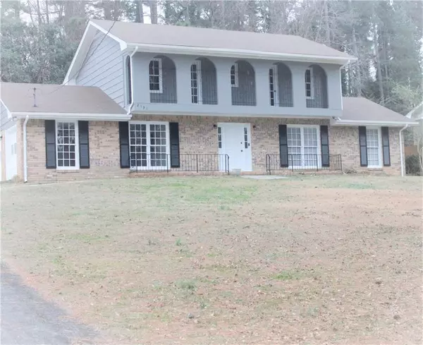 2191 Colonial Oak WAY, Stone Mountain, GA 30087