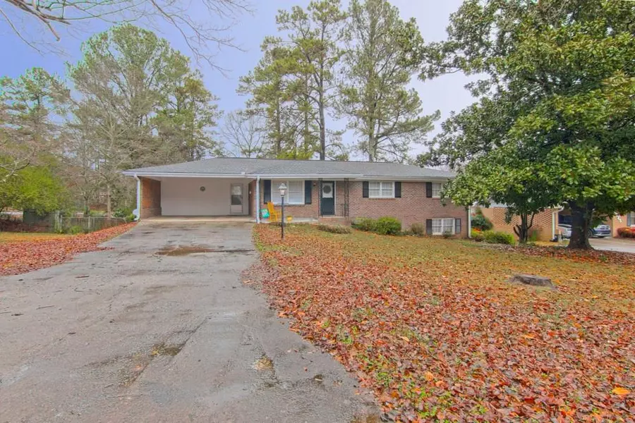 4235 N Martin WAY, Lithia Springs, GA 30122