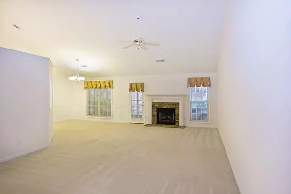 Flowery Branch, GA 30542,6237 Huckleberry RDG