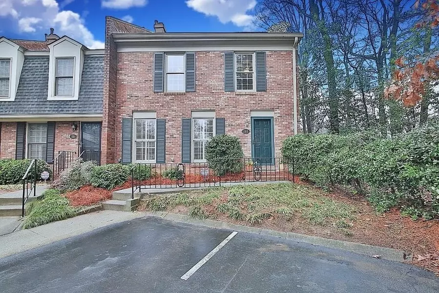 283 The South Chace, Atlanta, GA 30328