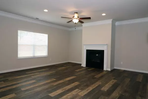 Sugar Hill, GA 30518,5408 Sycamore Creek WAY