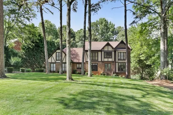 6099 Millstone RUN, Stone Mountain, GA 30087