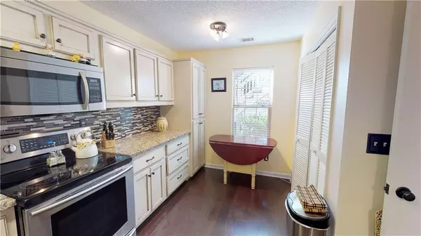 Roswell, GA 30076,403 Mill Pond RD