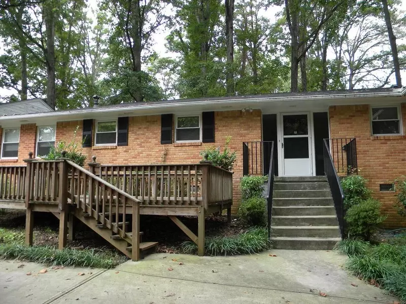 1491 Lively Ridge RD, Atlanta, GA 30329