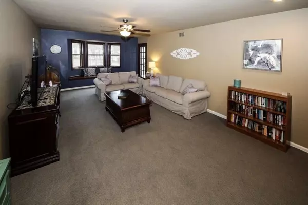 Sandy Springs, GA 30328,6851 Roswell RD #E9