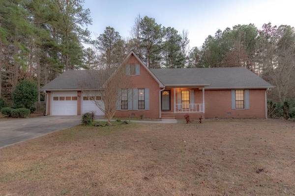 37 WILLIAMSBURG DR NW, Rome, GA 30165