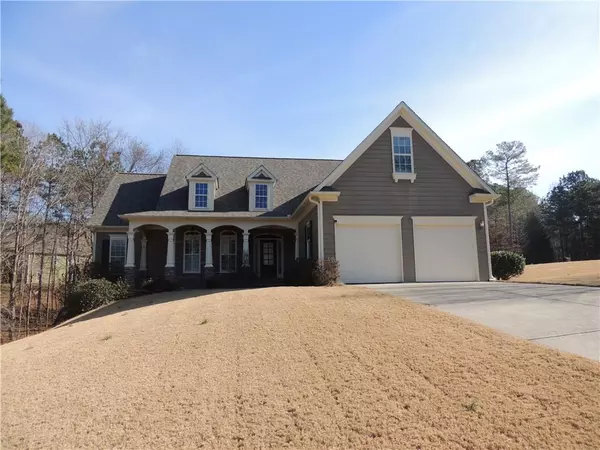 22 Roberson DR, Cartersville, GA 30121