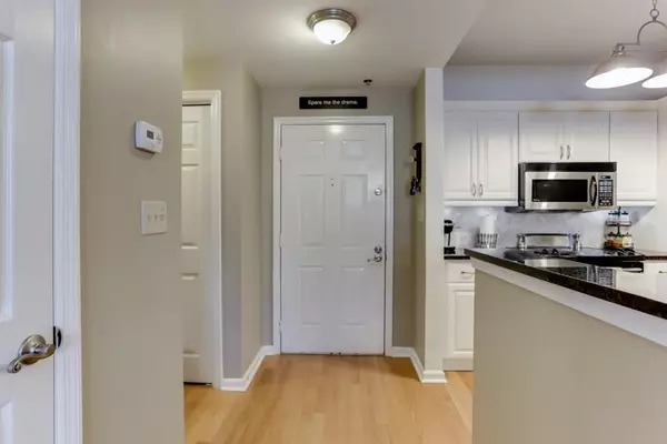 Atlanta, GA 30327,2410 River Green DR NW