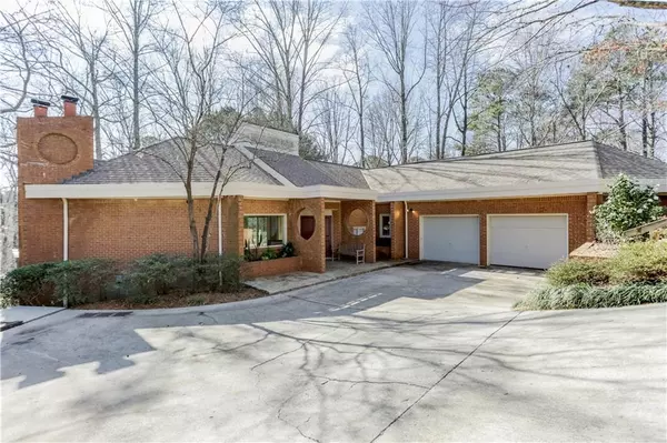 8175 Overview CT, Roswell, GA 30076