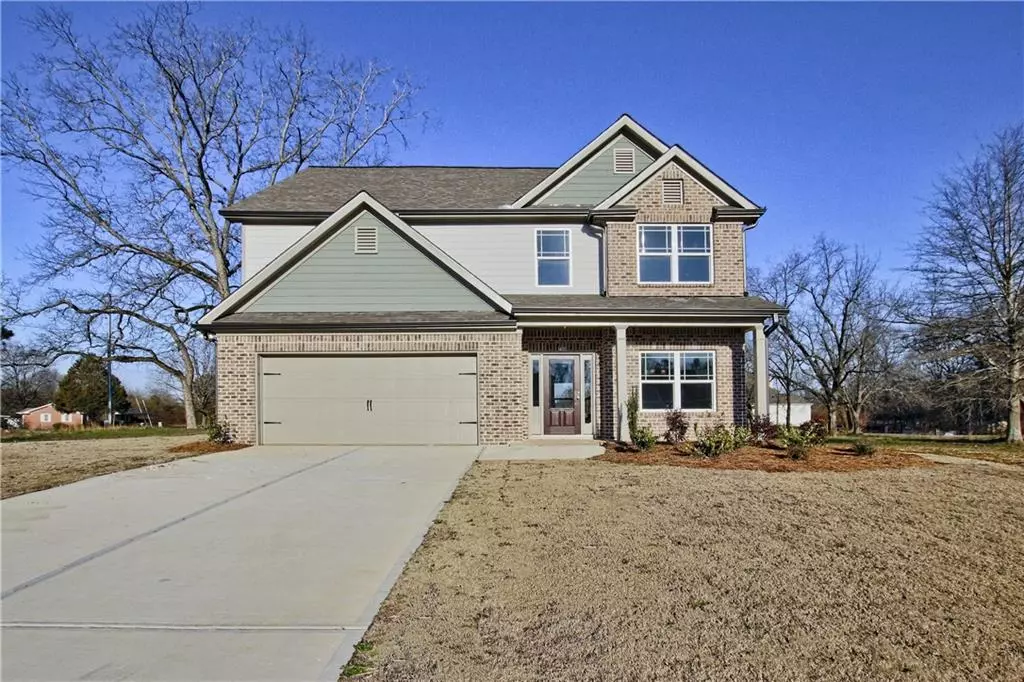 Winder, GA 30680,700 Larry Lane