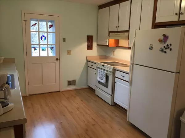 Canton, GA 30115,130 E Lake CIR